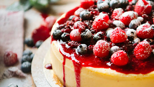 Autumn Celebration Guide: How to Choose a Birthday Cake for Fall and Holiday Parties
